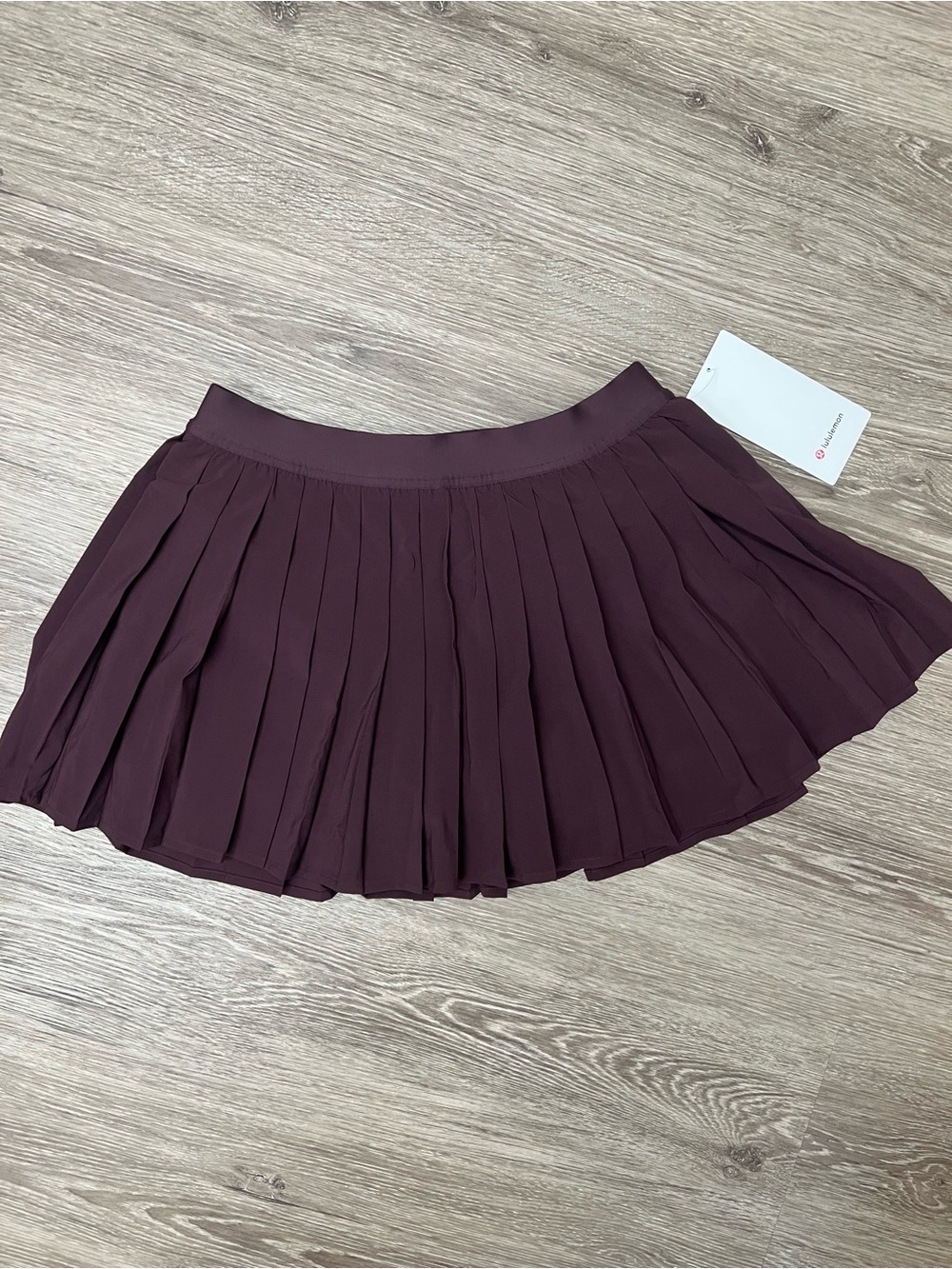 NWT HR Pleated Tennis Skirt Goodnight plum